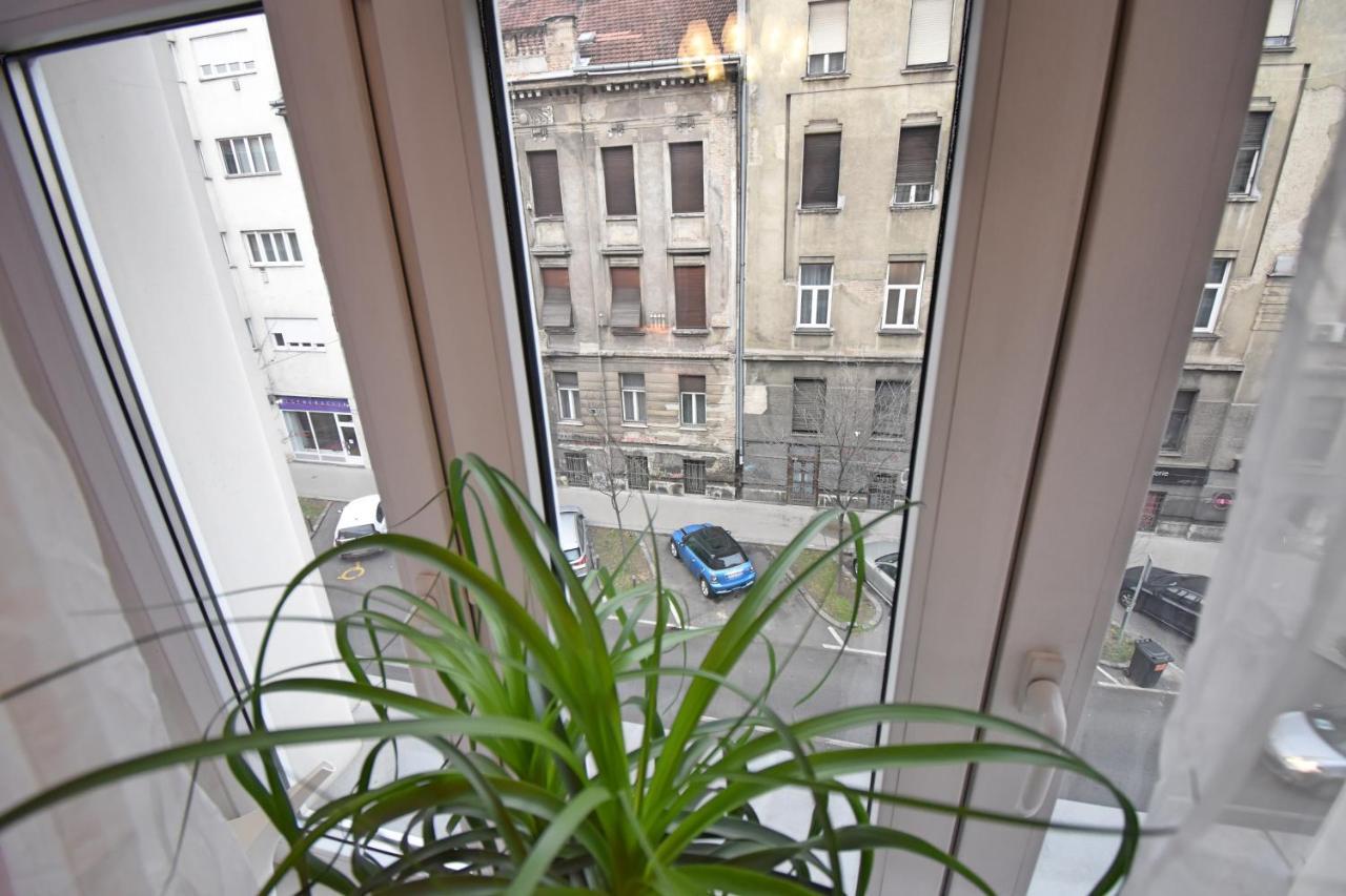 Donos Art Apartment Zagreb Exterior photo